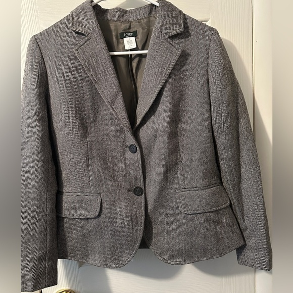 Jackets & Blazers - J Crew Size 6 100% Wool Blazer